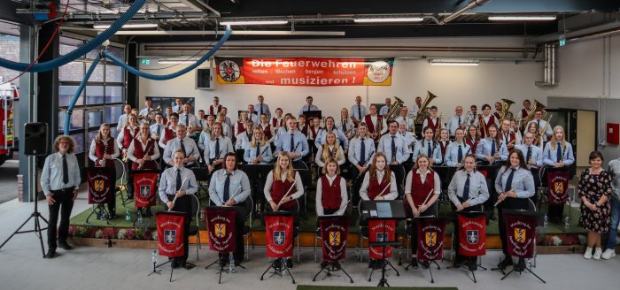 Gemeinschaftskonzert des Musikzuges und des Musikvereins Holthausen-Biene