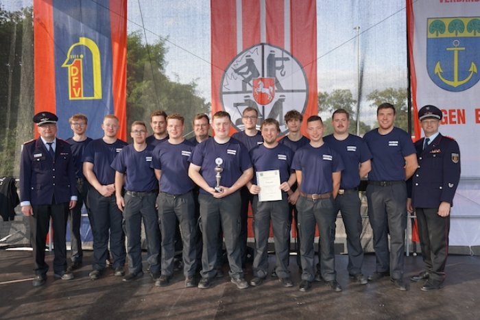 Leistungsvergleich der Feuerwehren 2024 in Emsbüren – Ein voller Erfolg für die Feuerwehren