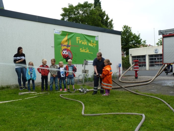 155 Kinder besuchten die Feuerwehr