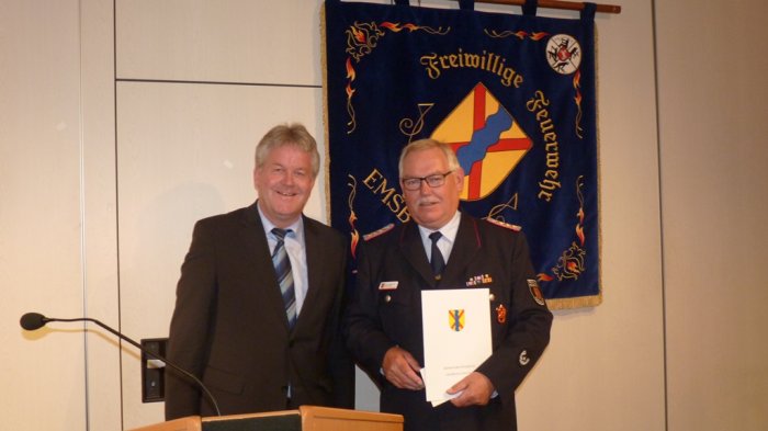 Werner Kley wird Ehrengemeindebrandmeister